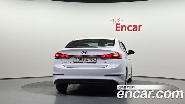 Hyundai AVANTE из Кореи Encar