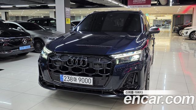 Audi SQ7 4.0 TFSI Quattro — пробег 2 802 км — фото 5 из 5