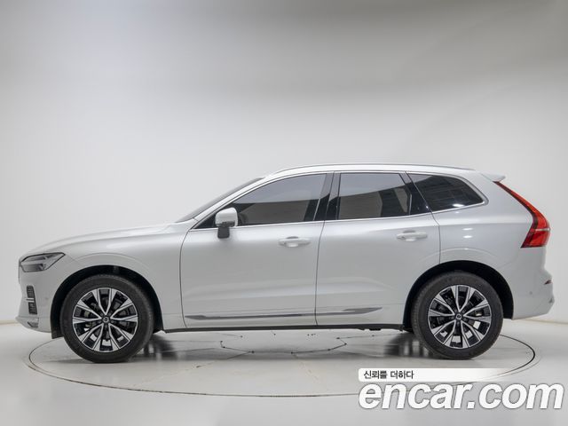 Volvo XC60 B5 Ultimate Bright — пробег 34 550 км — фото 3 из 5