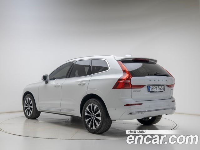 Volvo XC60 B5 Ultimate Bright — пробег 34 550 км — фото 4 из 5
