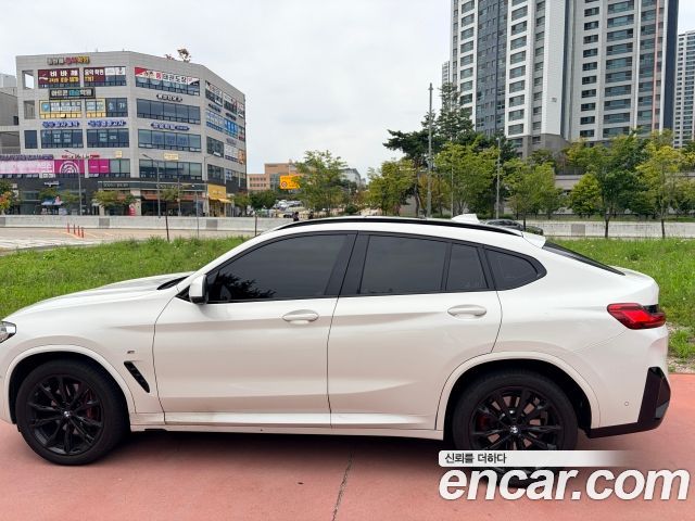 BMW X4 xDrive20i M Sports Pro — пробег 22 200 км — фото 2 из 5