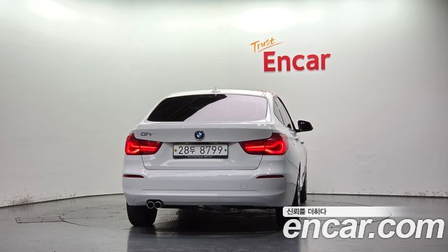 BMW Gran Turismo GT 320d — пробег 131 168 км — фото 4 из 5