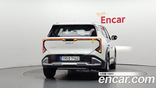 Kia Seltos из Кореи Encar