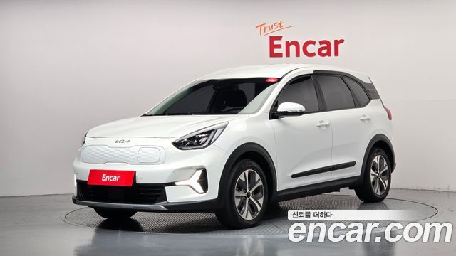 Kia Niro Earth — пробег 137 579 км — фото 1 из 5