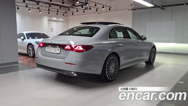 Mercedes-Benz E-Class из Кореи Encar