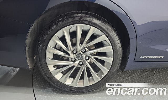 Lexus ES из Кореи Encar