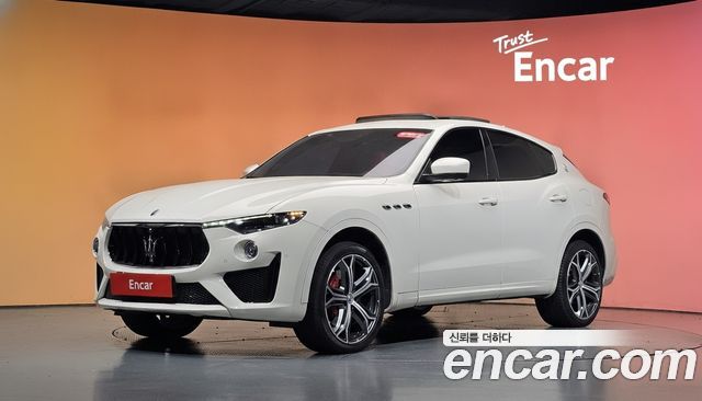 Maserati Levante из Кореи Encar