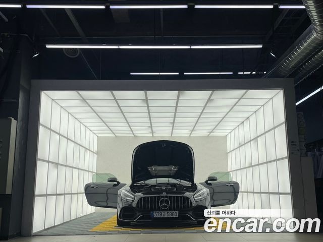 Mercedes-Benz AMG GT 4.0 — пробег 23 300 км — фото 1 из 5
