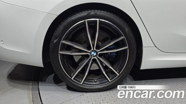 BMW 3-Series из Кореи Encar