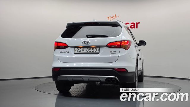 Hyundai Santafe Diesel(e-VGT) 2.0 4WD Premium — пробег 161 421 км — фото 4 из 5