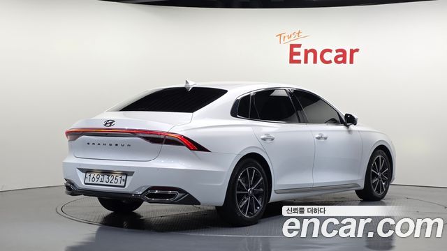 Hyundai Grandeur из Кореи Encar