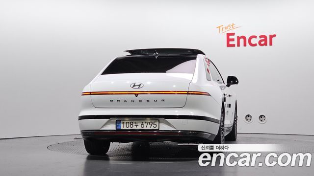Hyundai Grandeur из Кореи Encar
