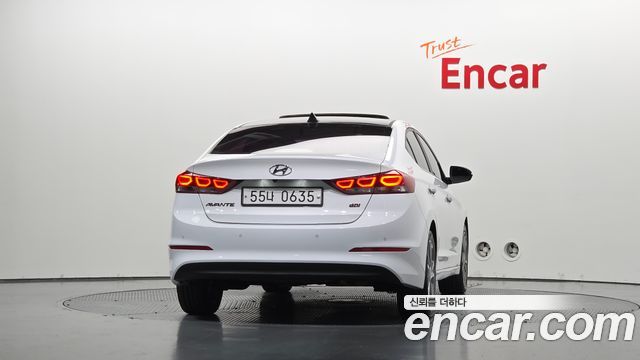 Hyundai AVANTE из Кореи Encar