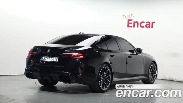 BMW M5 M5 Sedan — пробег 4 041 км — фото 2 из 5