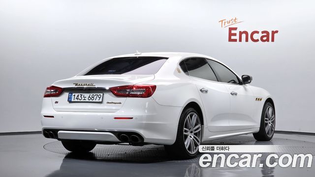 Maserati Quattroporte из Кореи Encar