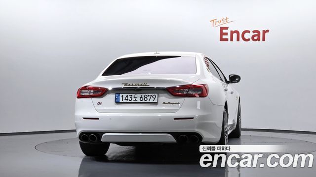 Maserati Quattroporte из Кореи Encar