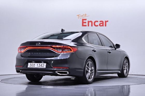 Hyundai Grandeur 2.2 Diesel Premium — пробег 202 909 км — фото 2 из 5