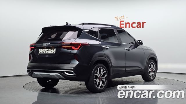 Kia Seltos из Кореи Encar
