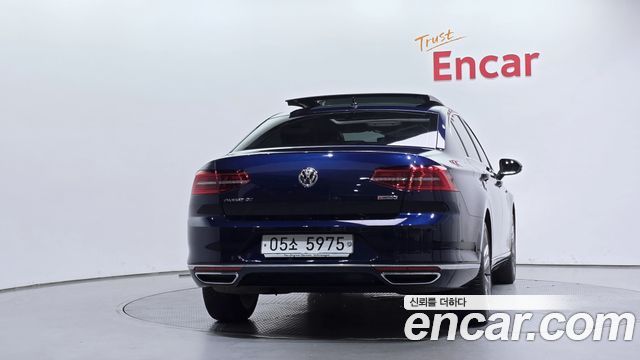 Volkswagen Passat 2.0 TDI Prestige — пробег 73 663 км — фото 4 из 5