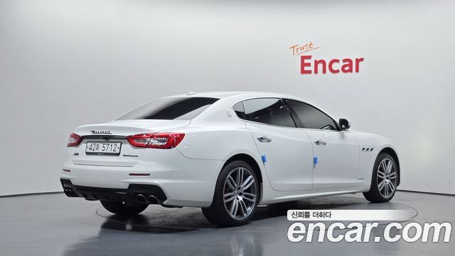 Maserati Quattroporte из Кореи Encar