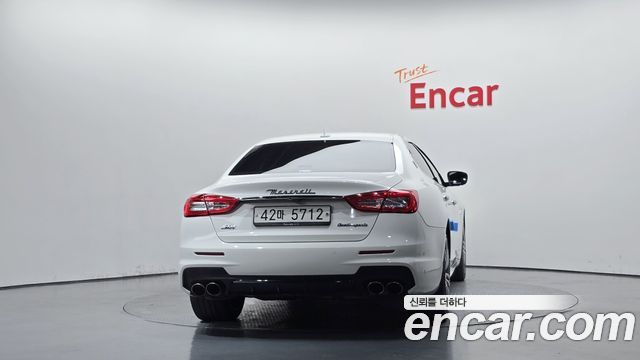 Maserati Quattroporte из Кореи Encar