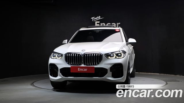 BMW X5 xDrive 45e M Sport — пробег 81 137 км — фото 3 из 5