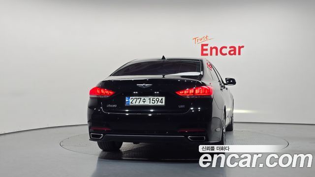Hyundai Genesis из Кореи Encar