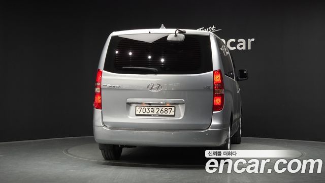 Hyundai Starex Wagon 12-Seater Smart — пробег 180 937 км — фото 4 из 5