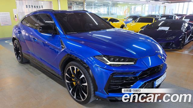 Lamborghini Urus 4.0 V8 — пробег 16 600 км — фото 1 из 5