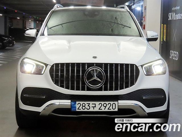 Mercedes-Benz GLE-Class GLE300d 4MATIC — пробег 53 748 км — фото 2 из 5