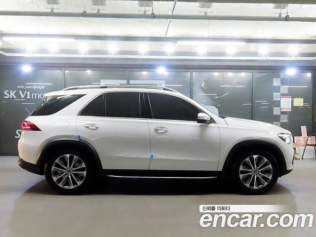 Mercedes-Benz GLE-Class GLE300d 4MATIC — пробег 53 748 км — фото 3 из 5