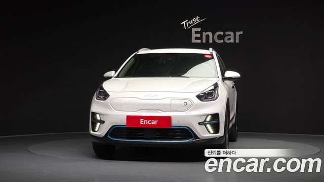 Kia Niro Noblesse — пробег 204 577 км — фото 3 из 5