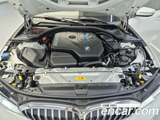 BMW 3-Series из Кореи Encar