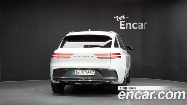 Genesis GV70 2.5T Gasoline AWD — пробег 6 104 км — фото 4 из 5