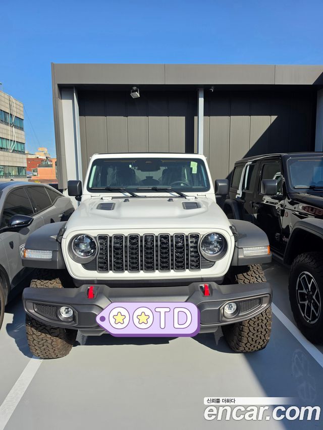 Jeep Wrangler 2.0 Rubicon Power Top 4Door — пробег 20 км — фото 3 из 5