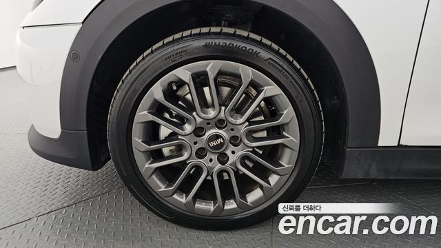 Mini Cooper из Кореи Encar