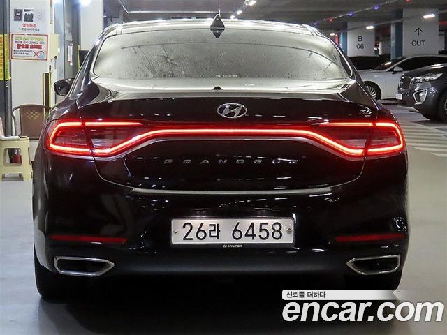 Hyundai Grandeur из Кореи Encar