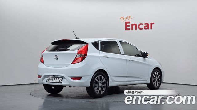 Hyundai Accent Diesel WIT 1.6 VGT Premium — пробег 187 973 км — фото 2 из 5