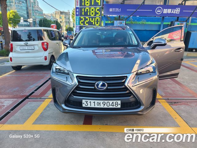 Lexus NX Executive — пробег 127 651 км — фото 2 из 5