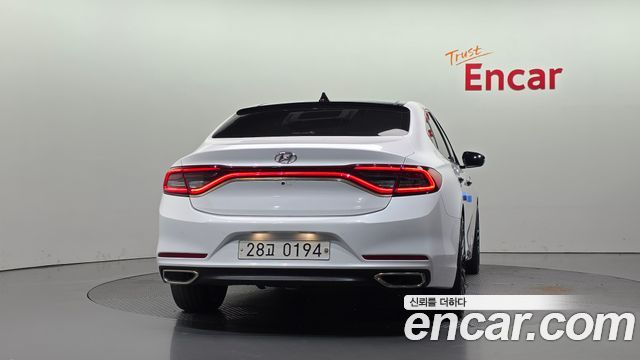 Hyundai Grandeur из Кореи Encar