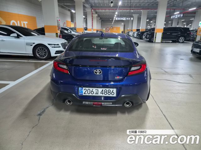 Toyota 86 2.4 Premium — пробег 14 100 км — фото 5 из 5