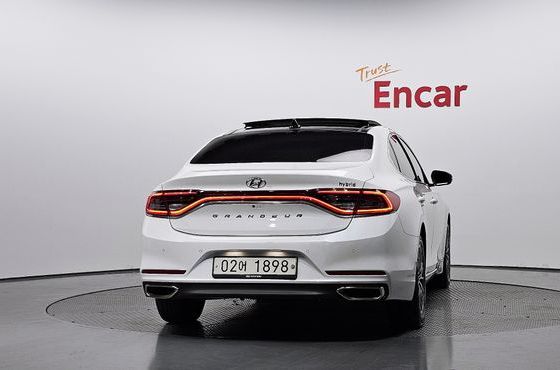 Hyundai Grandeur Exclusive Special — пробег 205 179 км — фото 4 из 5