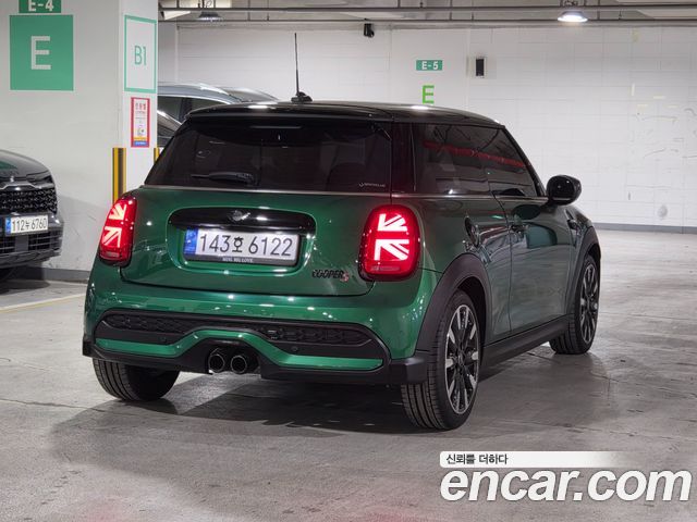 Mini Cooper Classic Launch Pack Third Generation — пробег 20 704 км — фото 4 из 5