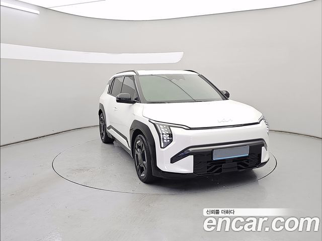 Kia EV3 из Кореи Encar