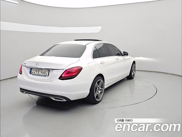Mercedes-Benz C-Class из Кореи Encar