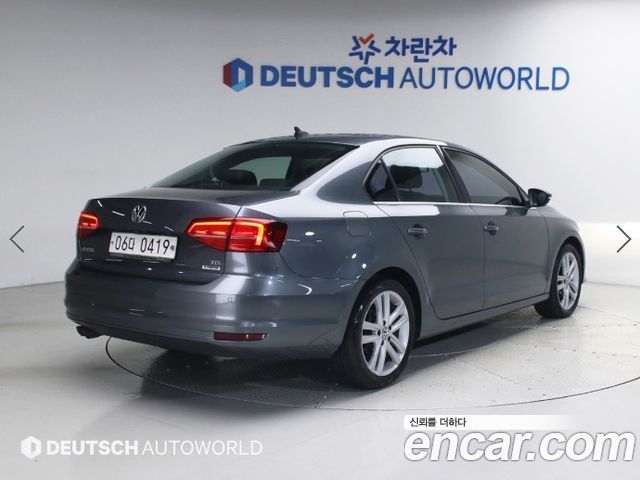 Volkswagen Jetta 2.0 TDI BlueMotion Premium 6th — пробег 100 408 км — фото 3 из 5