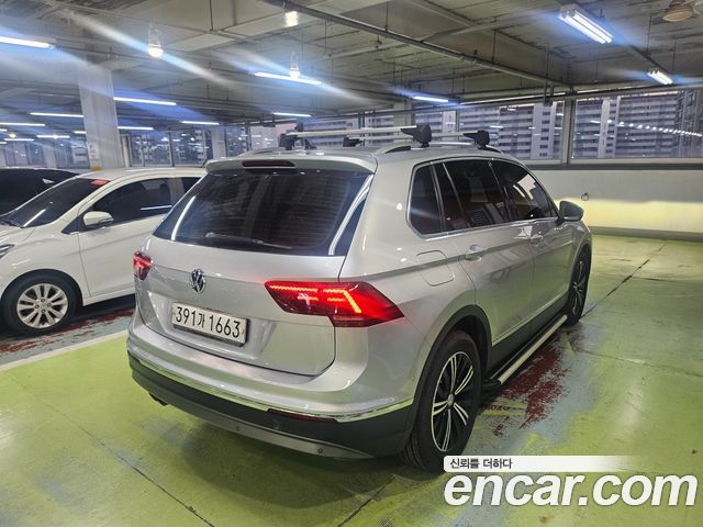 Volkswagen Tiguan 2.0 TDI Prestige — пробег 95 312 км — фото 2 из 5