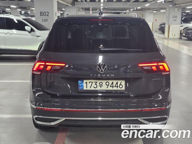 Volkswagen Tiguan 2.0 TDI Premium — пробег 46 393 км — фото 5 из 5