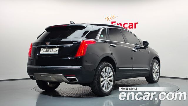 Cadillac XT5 3.6 Platinum — пробег 176 526 км — фото 2 из 5