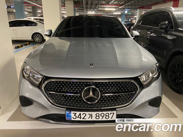Mercedes-Benz E-Class E200 Avantgarde — пробег 15 200 км — фото 3 из 5